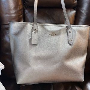 Coach tote